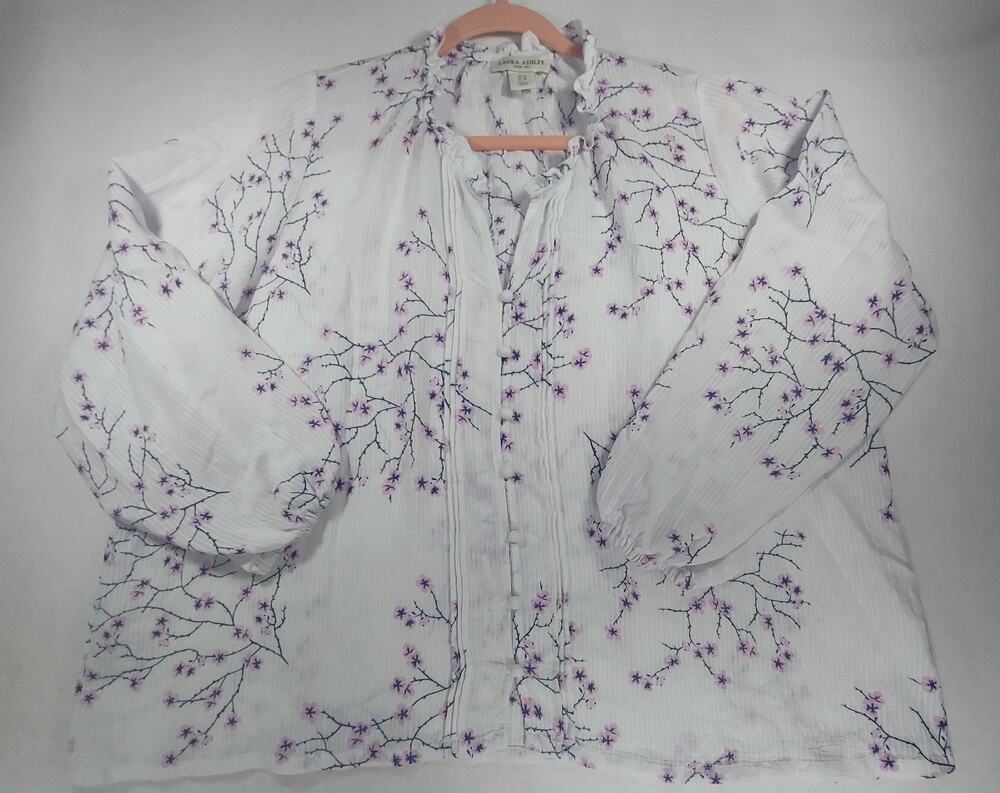 Laura Ashley Blouse 1X White Pink Purple Floral Cherry Blossom Button Front Boho